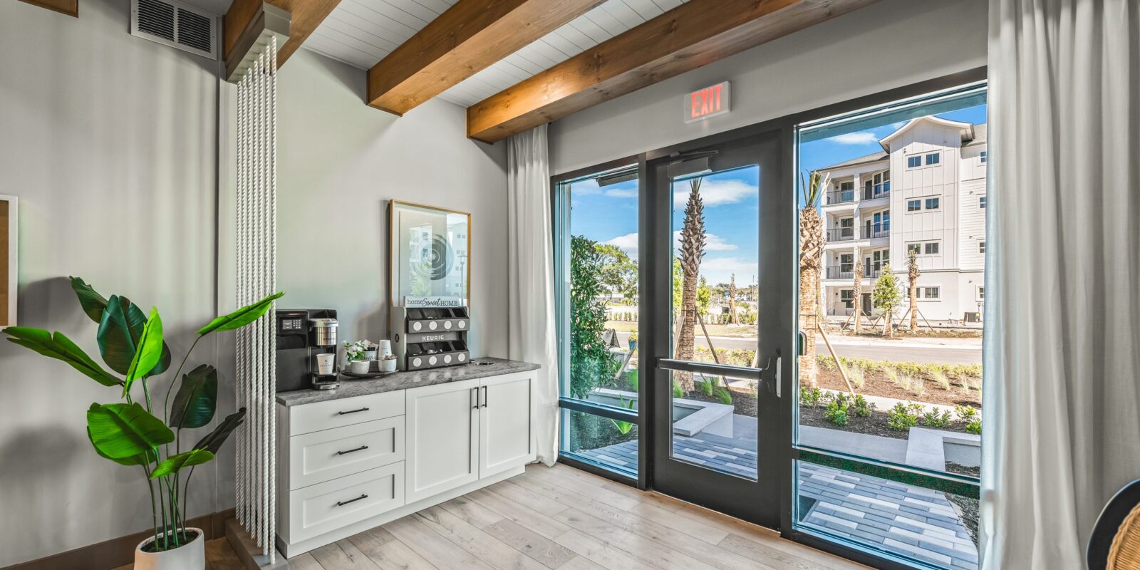 Livano Park Boulevard Livano