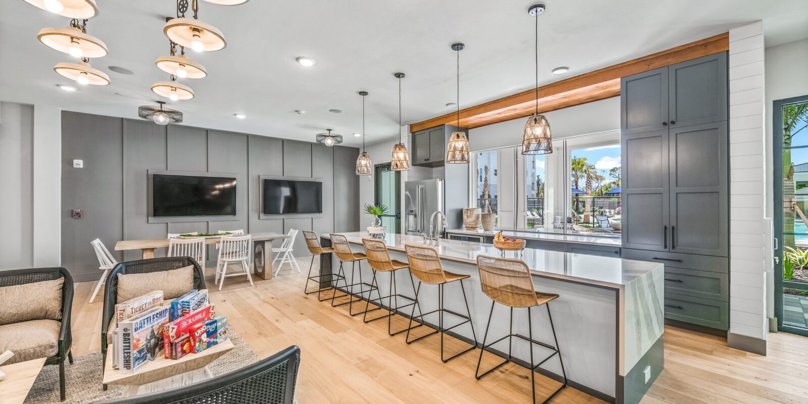 Livano Park Boulevard Livano