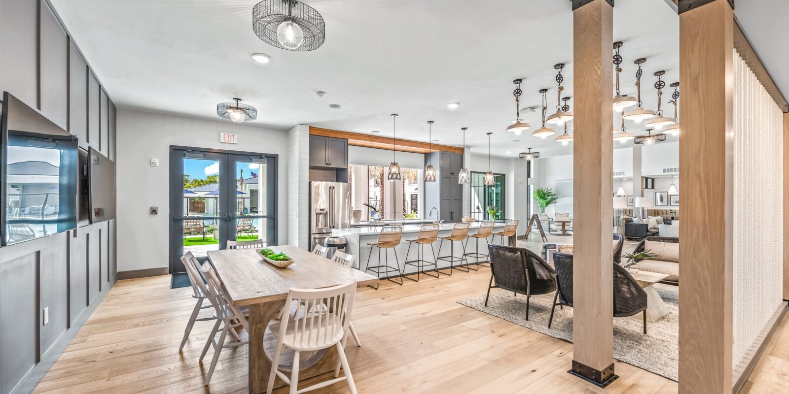 Livano Park Boulevard Livano