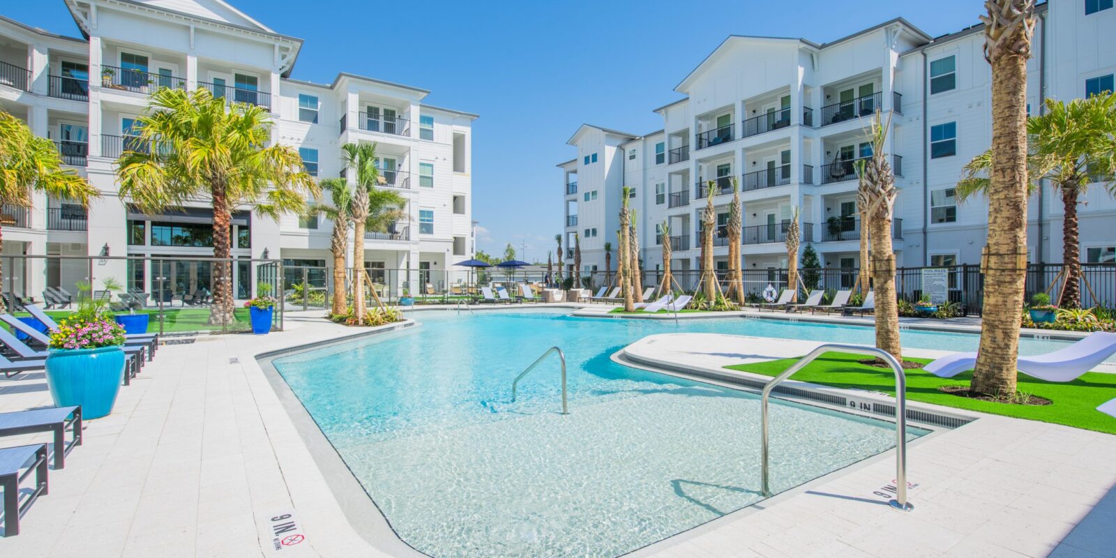 Livano Park Boulevard Livano